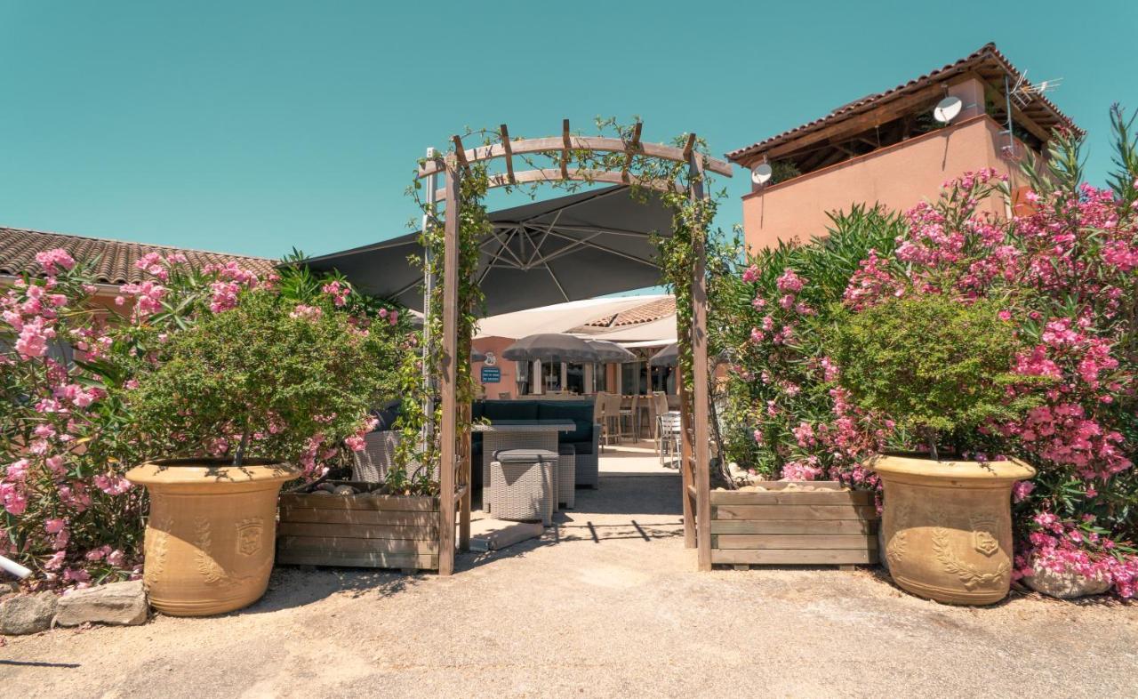 Le President-Gare Nimes Pont Du Gard Hotel Bellegarde  Exterior photo